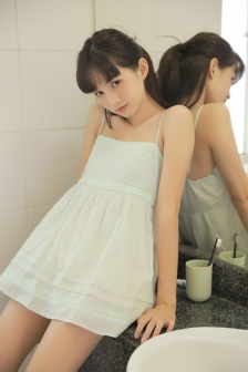 老汉糟蹋留守女孩过程